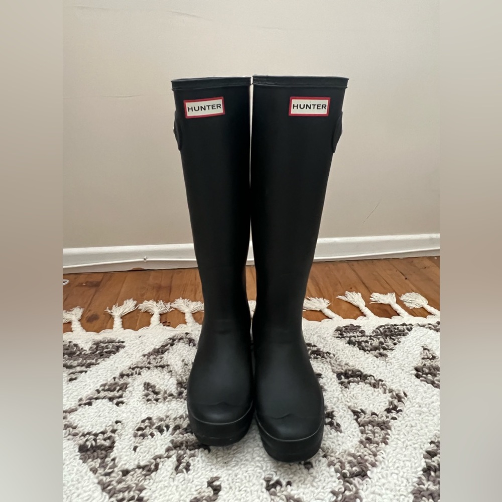 Hunter Rainboots Size 9